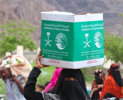 مركز الملك سلمان للإغاثة يوقّع برنامجاً لرعاية الأيتام ويقدم دورات للفتيات اليمنيات اليتامى المتأثرين بالصراع في محافظات اليمن  