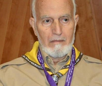 مبادرة وفاء لتخليد مسيرة الراحل الدكتور عبدالله عمر نصيف في كتاب توثيقي شامل